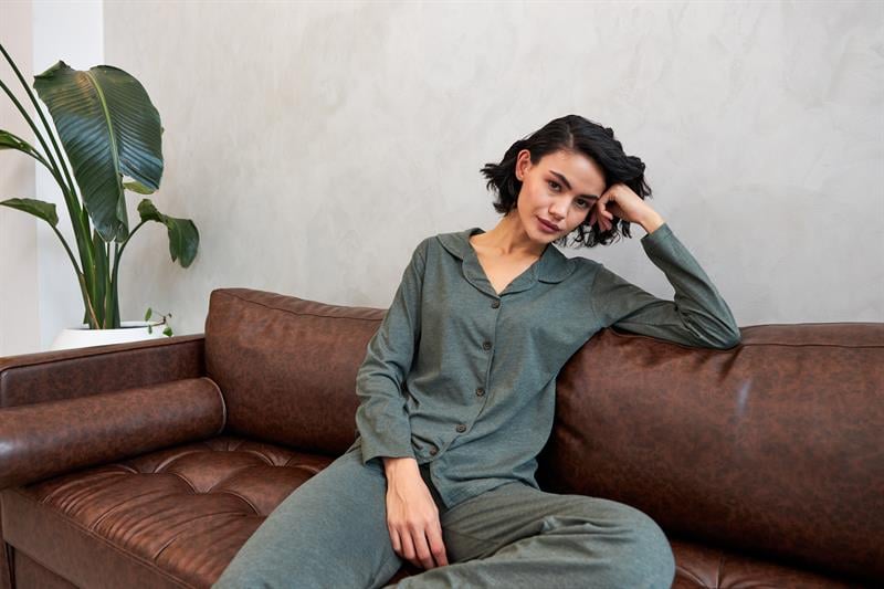 Akbeniz Women's Olive Green Buttoned Pocket Cotton Pajama Set